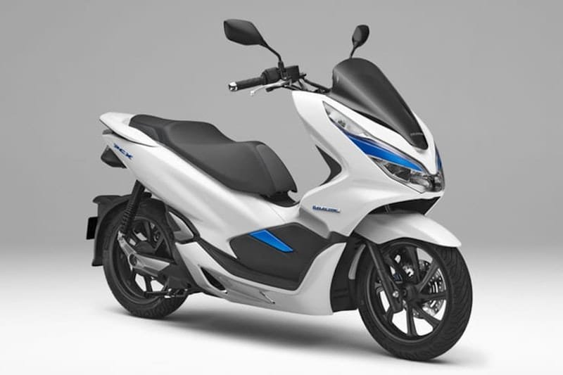 Yamaha Electric Bike 2025, Yamaha Electric Bike Price India, Yamaha 390KM Range Bike, Yamaha 2025 EV, Yamaha Fast Charging Bike, Yamaha Bluetooth Connected Bike, Best Electric Bikes India, Yamaha Zero Emission Ride, Yamaha Smart LED Dashboard, Yamaha Eco-Friendly Bike